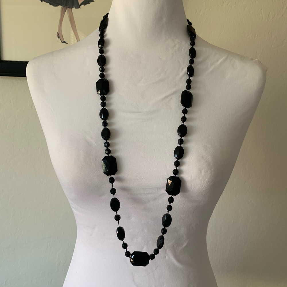Acrylic faceted cut necklace